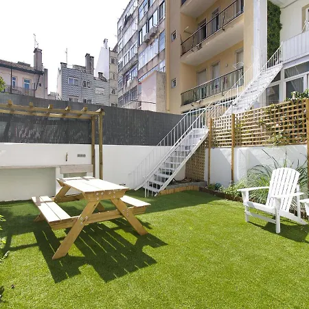 Alcantara Lovely Green Terrace 2 Bdr Apt With Ac