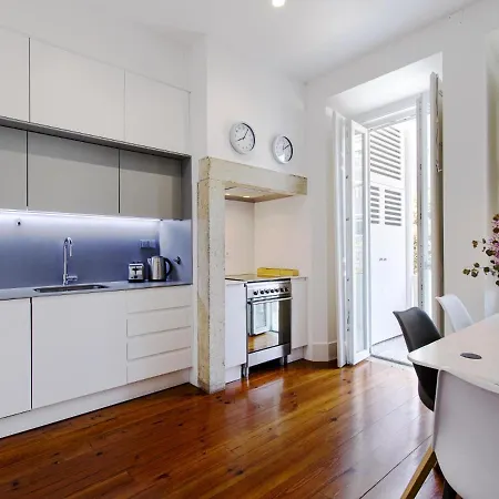 شقة Alcantara Lovely Green Terrace 2 Bdr Apt With Ac Lisboa