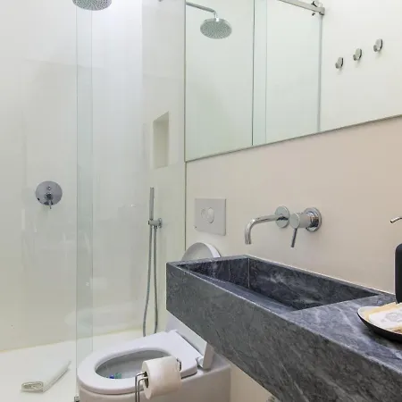 Alcantara Lovely Green Terrace 2 Bdr Apt With Ac شقة *