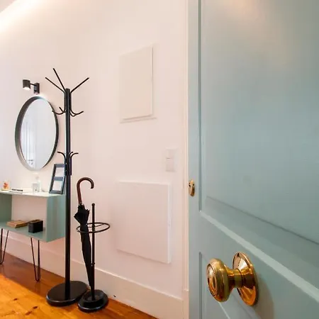 Alcantara Lovely Green Terrace 2 Bdr Apt With Ac