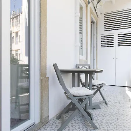 Alcantara Lovely Green Terrace 2 Bdr Apt With Ac شقة