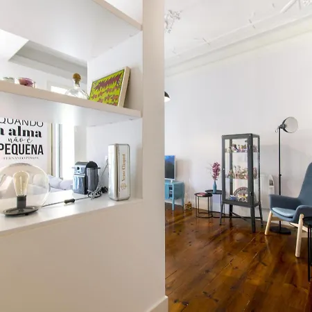 Alcantara Lovely Green Terrace 2 Bdr Apt With Ac شقة Lisboa