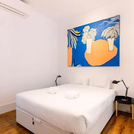 Alcantara Lovely Green Terrace 2 Bdr Apt With Ac شقة *