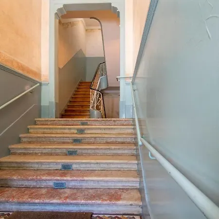 Alcantara Lovely Green Terrace 2 Bdr Apt With Ac شقة